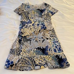 Beautiful coral-patterned Talbots dress BARELY WORN